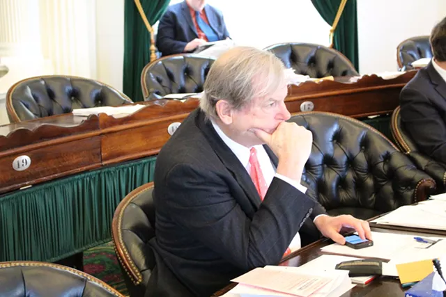 Hartwell, Collins to Retire from Senate