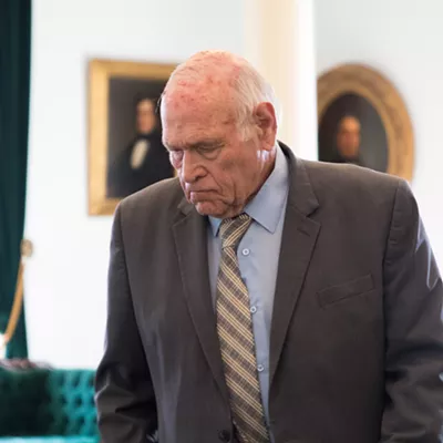 Image: Vermont Bill Would End Doctrine That Shields Cops From Lawsuits