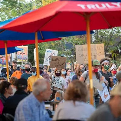 Image: Slideshow: Scenes From the Burlington Stop Line 3 March and Rally