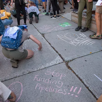 Image: Slideshow: Scenes From the Burlington Stop Line 3 March and Rally