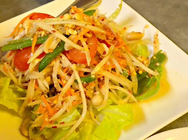 Alice Eats: Ocha Thai Restaurant