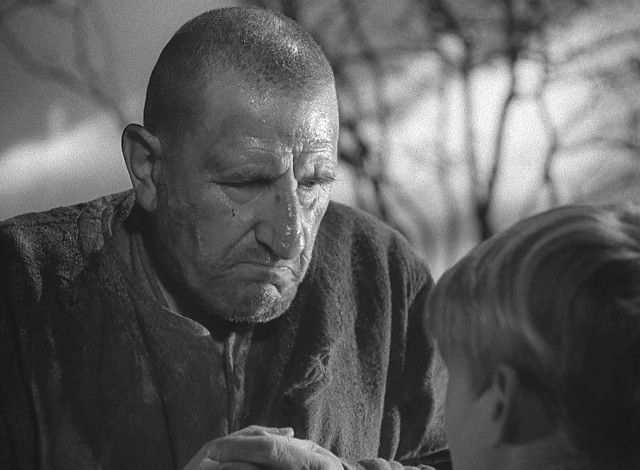The great Finlay Currie as Magwitch - UNIVERSAL PICTURES