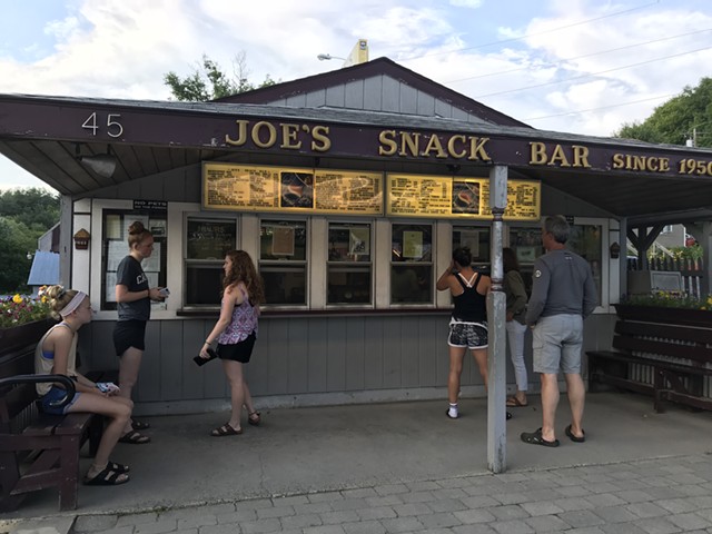 Joe's Snack Bar - SALLY POLLAK