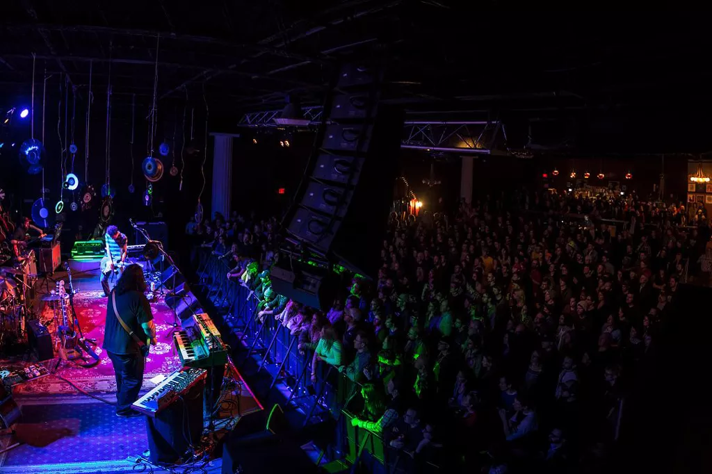 Best large live music venue