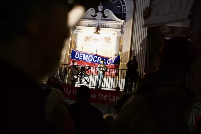 Hundreds Rally in Burlington to Protect Mueller From Trump