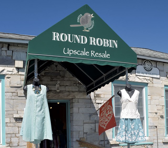 Round Robin Upscale Resale in Middlebury