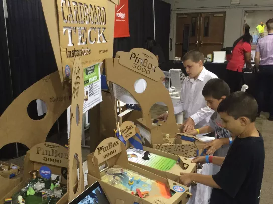 A Cardboard Pinball Machine Makes Its Entrance at Tilt
