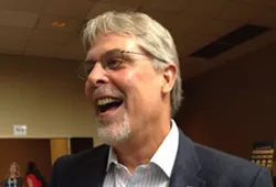 Captain Phillips Talks Pirates, Captives at Insurance Conference