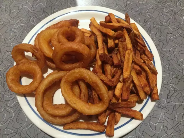 Alice Eats: Rowan's