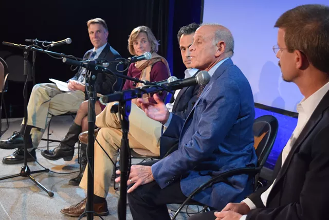 Beer, Broadband and Bonds: Gov Candidates Talk Business Climate