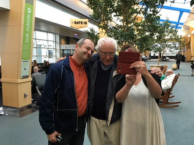 Bernie Sanders Returns to Iowa for Second Presidential Debate