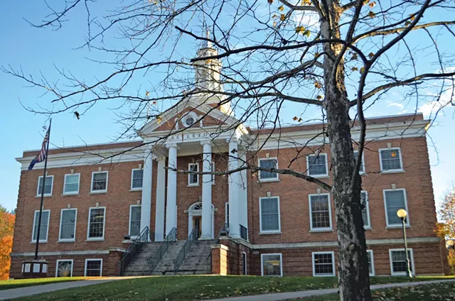 Castleton Reverses Plan for Fall Classes as Pandemic Worsens