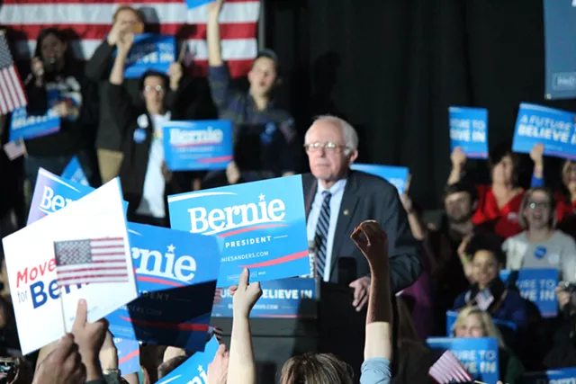 On Caucus Eve, Sanders Urges Iowans to Ignite a Revolution