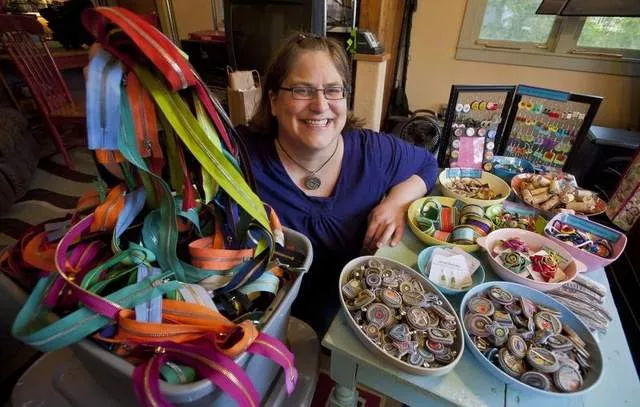 For Stacie: Artists Rally to Support the Zipper Lady