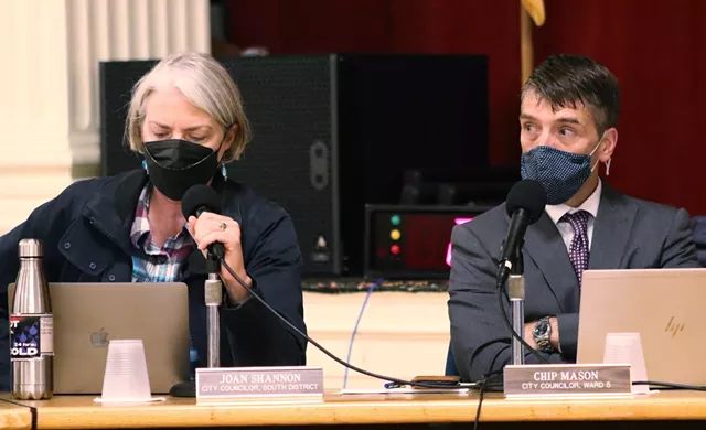 With Tie Vote, Burlington Council Rejects Waste Collection Proposal