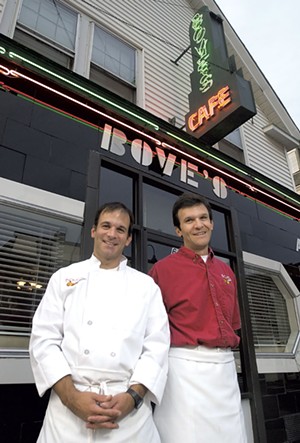 Mark and Rick Bove in front of the family restaurant in 2007 - ALISON REDLICH/USA TODAY NETWORK
