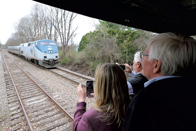 Vermont lawmakers watching an Amtrak test run - KEVIN MCCALLUM ©️ SEVEN DAYS
