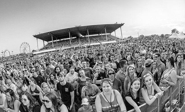 The crowd at the Old Dominion and Michael Ray concert in 2018 - STEPHEN MEASE
