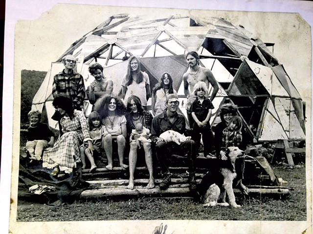 Mullein Hill commune, West Glover, 1971 - COURTESY OF LORAINE JANOWSKI/PUBLIC AFFAIRS