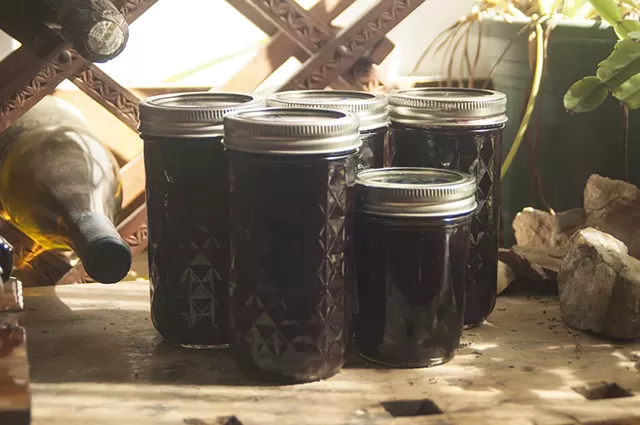Farmers Market Kitchen: Wild Grape Jam