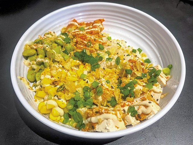 Tofu and kimchi rice bowl - SUZANNE PODHAIZER
