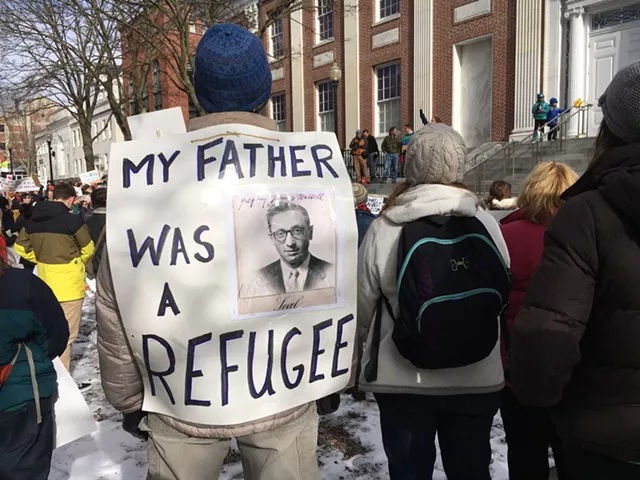 Hundreds Rally in Burlington to Support Refugees