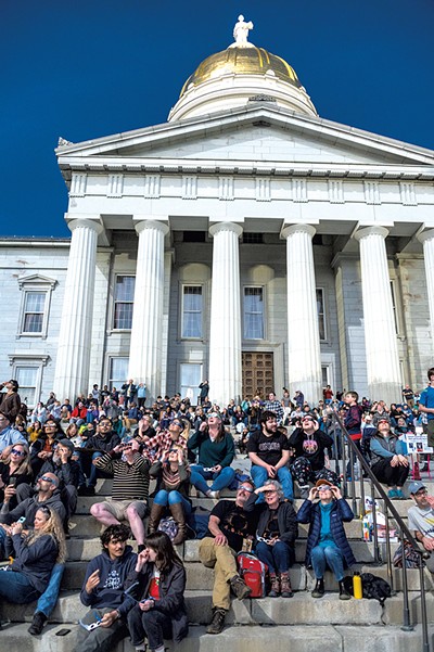 Eclipse viewers on the Statehouse steps - JEB WALLACE-BRODEUR