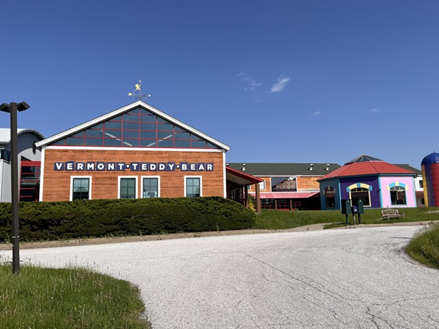 Vermont Teddy Bear headquarters in Shelburne - ANNE WALLACE ALLEN ©️ SEVEN DAYS