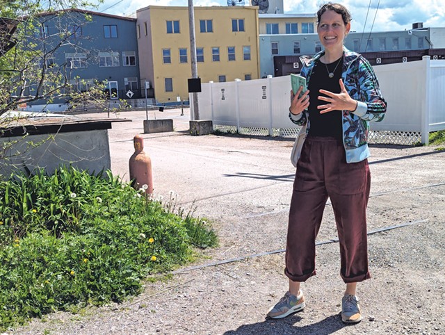 Maggie Herskovits leading an urban plant walk in Burlington - RACHEL MULLIS