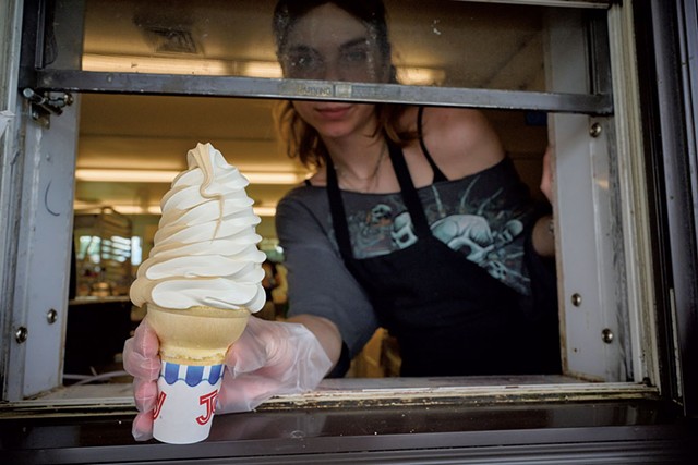 Tommie Hamlett serving a maple-coffee twist creemee at Vermont Cookie Love - BEAR CIERI