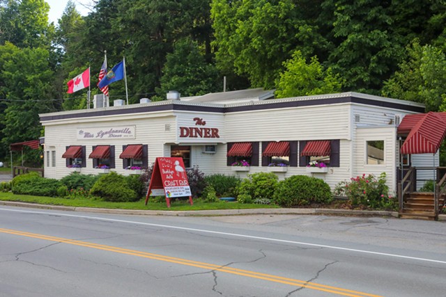 Miss Lyndonville Diner before flood