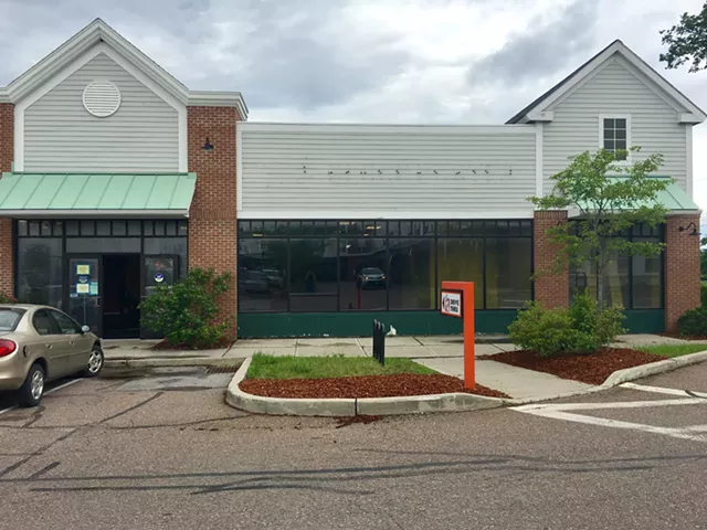 Phoenix Books Essex Moves to New Location &mdash; Around the Corner