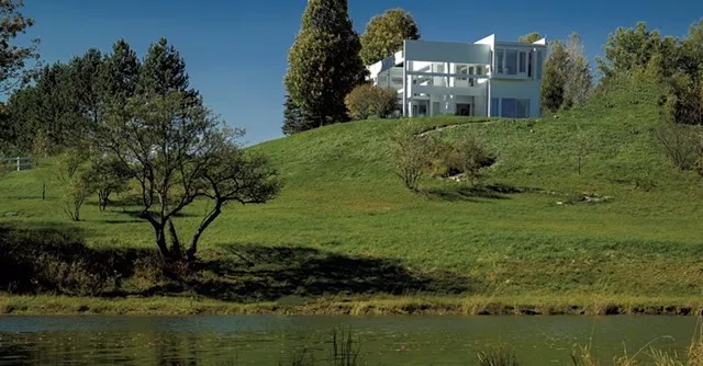Buyer to Rescue, Restore Modernist House II in Hardwick