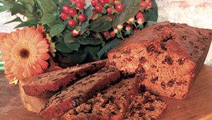 Mealtime: Simple Fruitcake to Pack for School Lunch or Snack