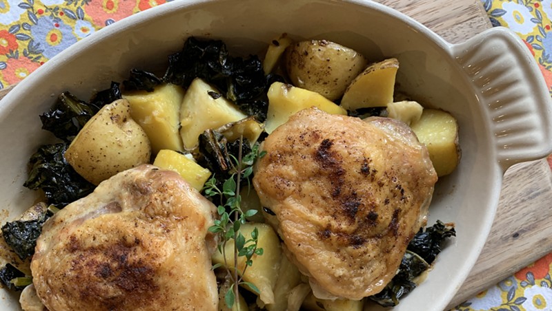 Garlicky chicken, potatoes and kale
