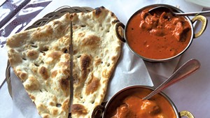 Butter chicken and malai kofta with naan at India's Oven