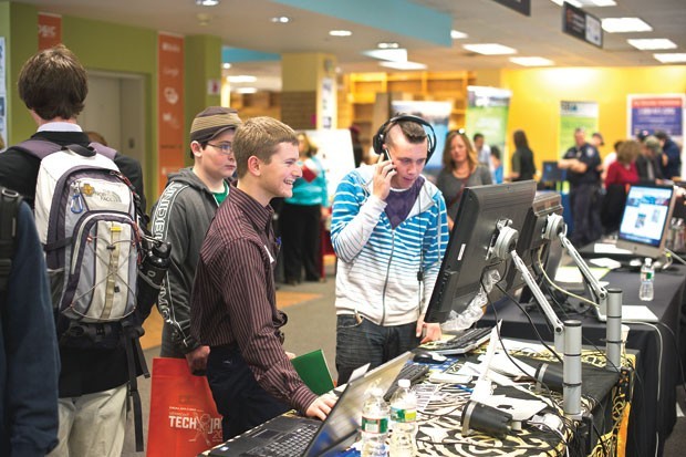 High school students at the 2011 Vermont Tech Jam
